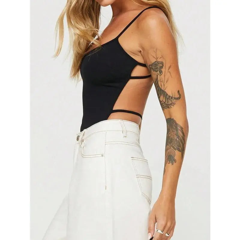 Women's Backless Cross-Strap Bodysuit — Comfortable Fitted Bodysuit